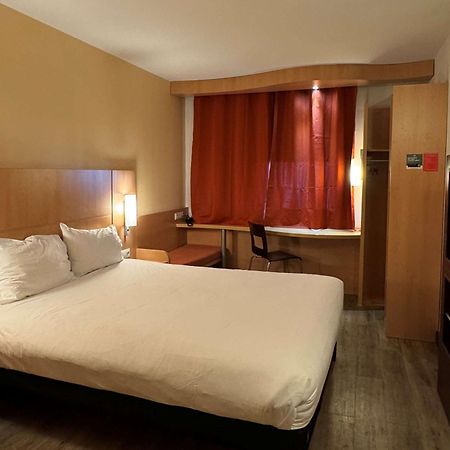 Ibis Istres Trigance Hotel Eksteriør billede